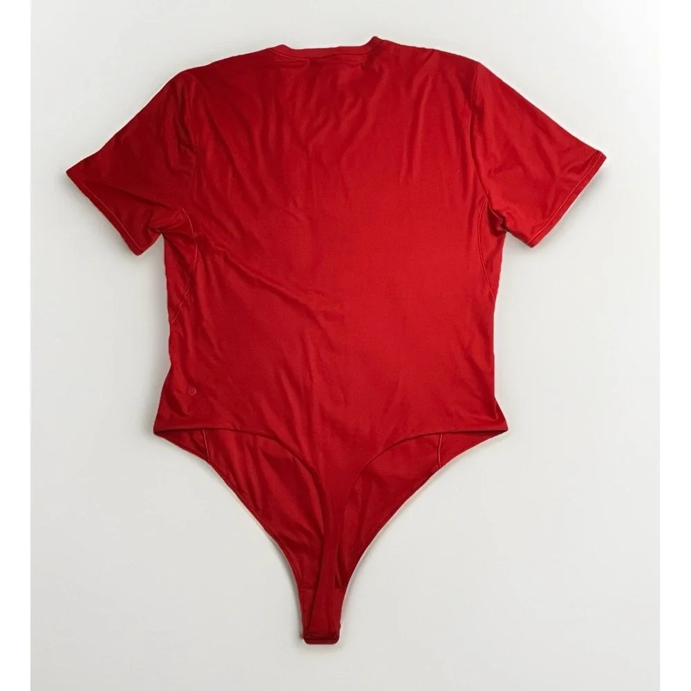 Lululemon Wundermost Nulu Short Sleeve Crew Thong Bodysuit Red XL 14